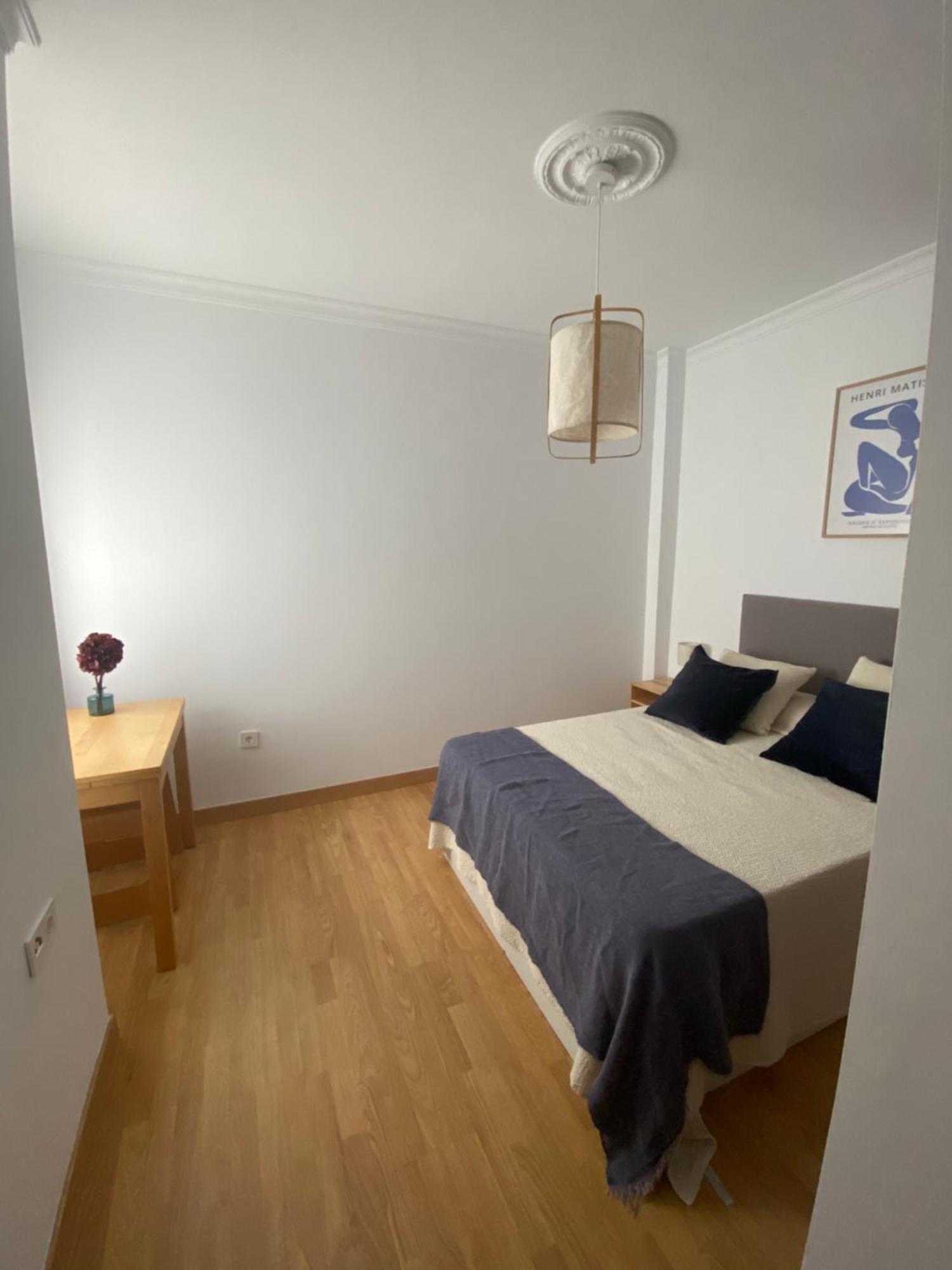 El Carabinero Wifi Ac Solo Familias Y Parejas Mayores De 30 Anos Apartment